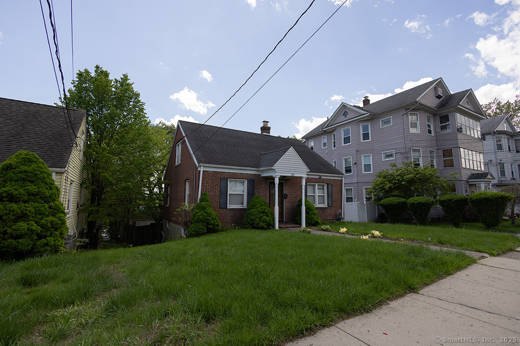 Property Photo: 112 Clinton Street CT 06053