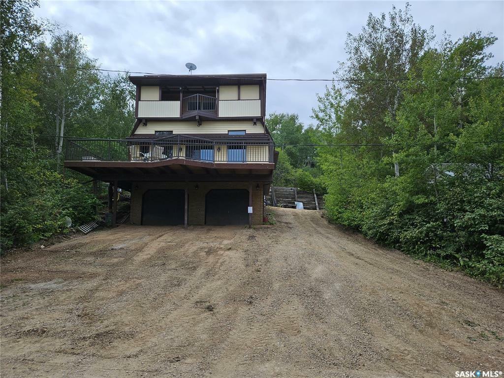 Property Photo: 369 Wayweychapow Drive SK S0C 0R0