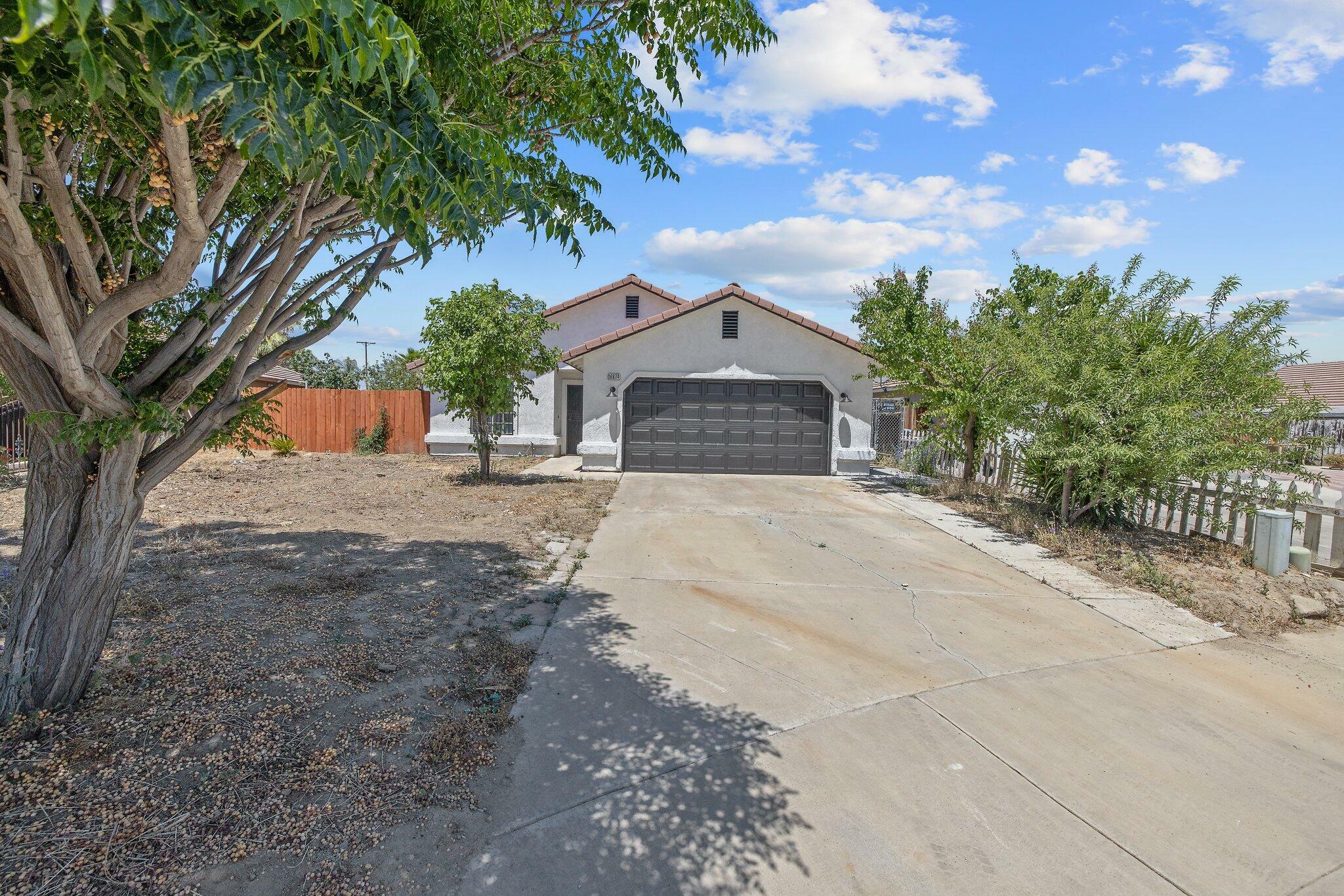 Property Photo: 16874 7th Street CA 93234