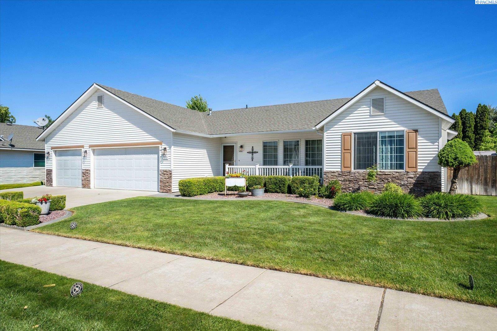 8415 Queensbury Dr  Pasco WA 99301 photo