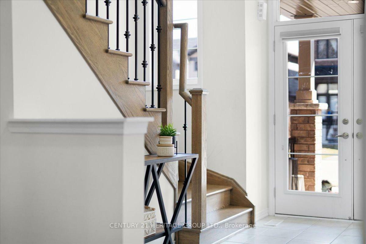 Property Photo: 157 Cactus Crescent ON L8J 0M3