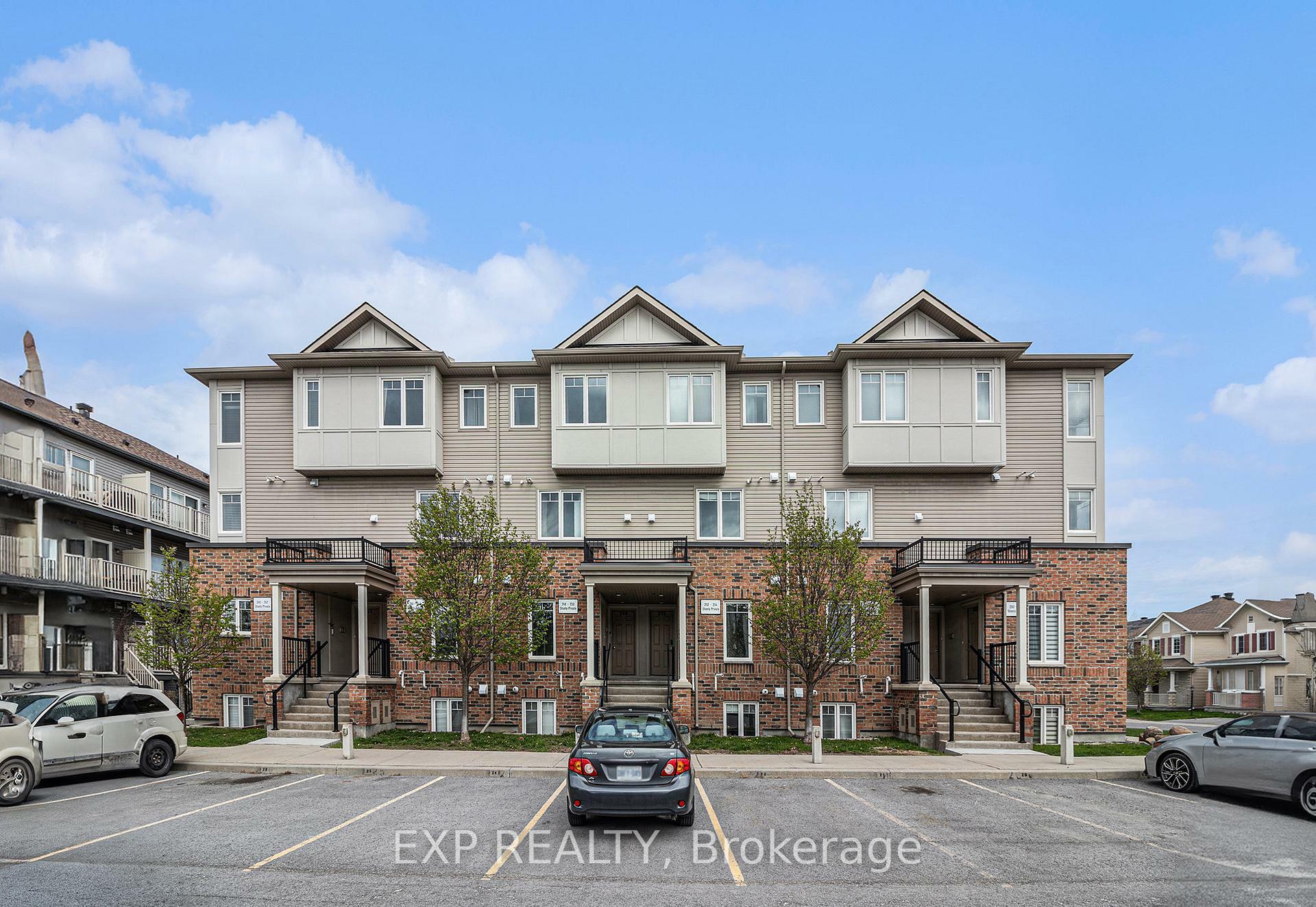 250 Shanly Private  Barrhaven ON K2J 5X6 photo