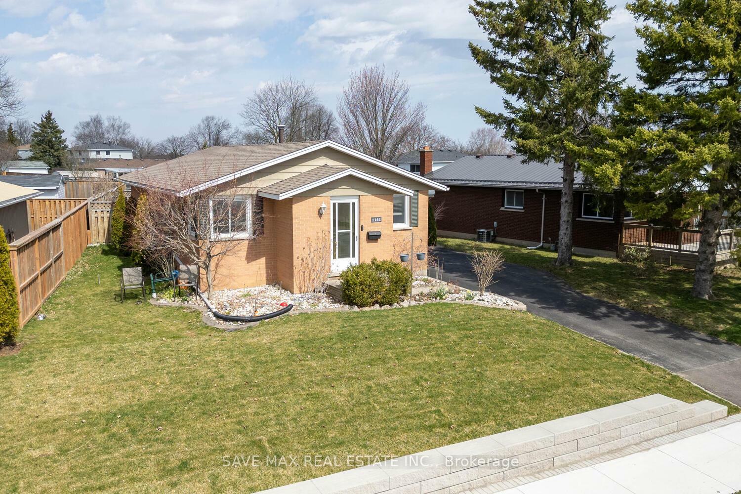 Property Photo: 1141 Sprucedale Road ON N4S 5A1