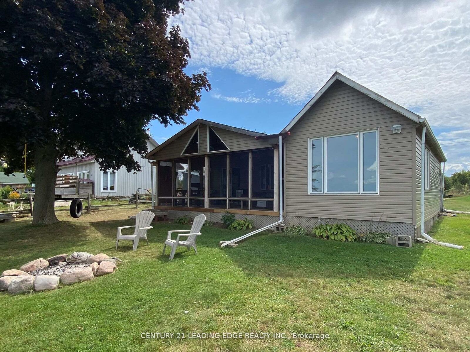 Property Photo: 40586B Shore Rd Allowance Road ON L0K 1A0