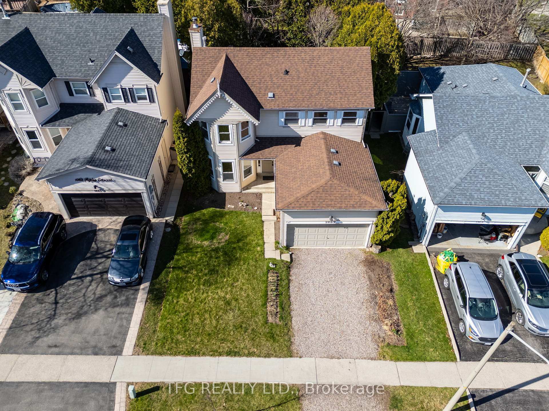Photo de la propriété: 1069 Ripley Crescent ON L1K 2E6