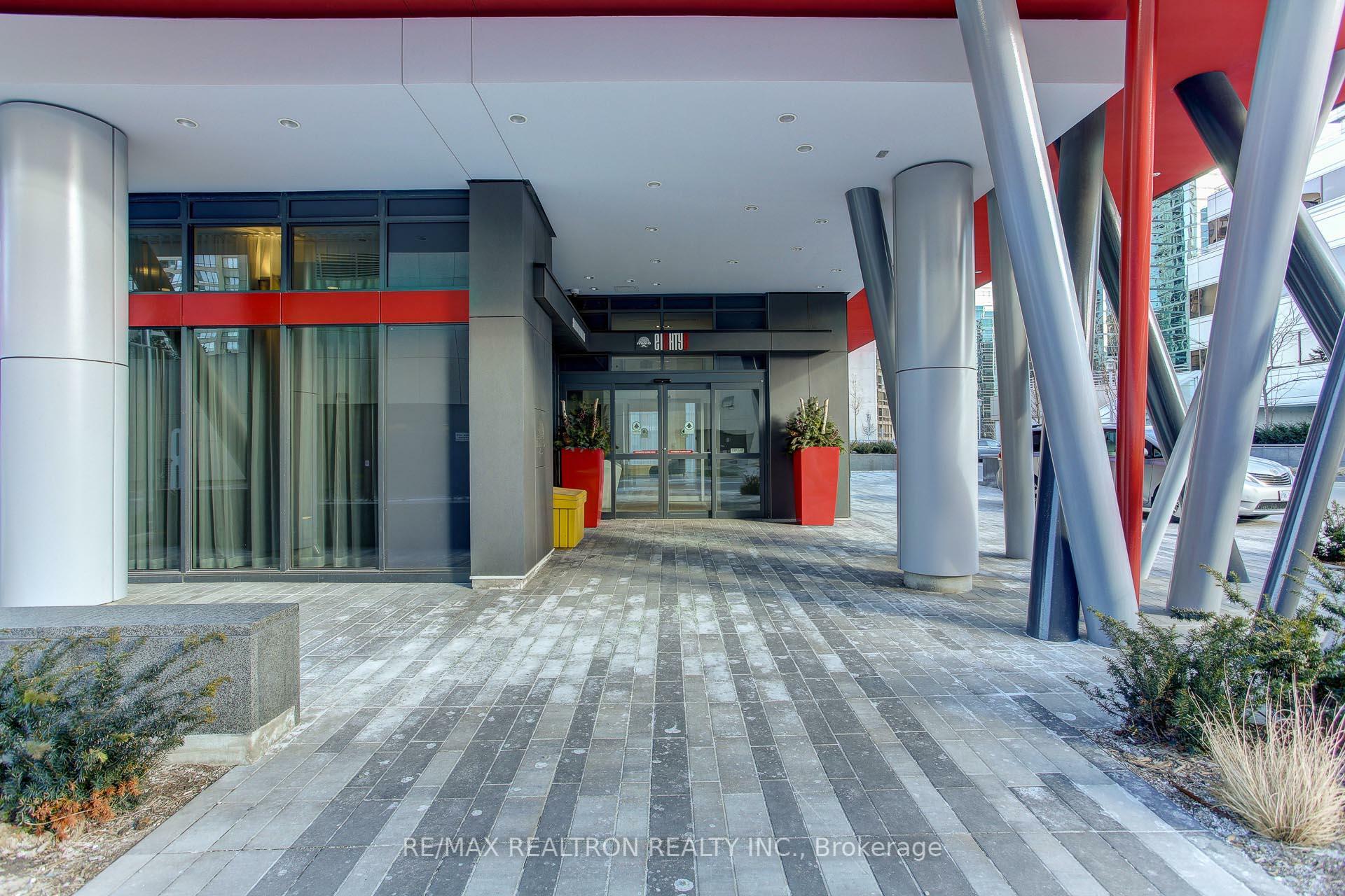 Property Photo: 88 Sheppard Avenue E 209 ON M2N 0G9