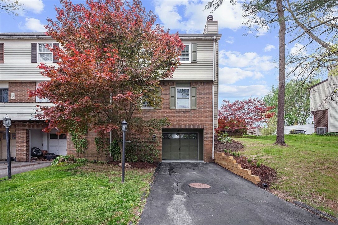 Property Photo:  100 Canyon Court  PA 15650 