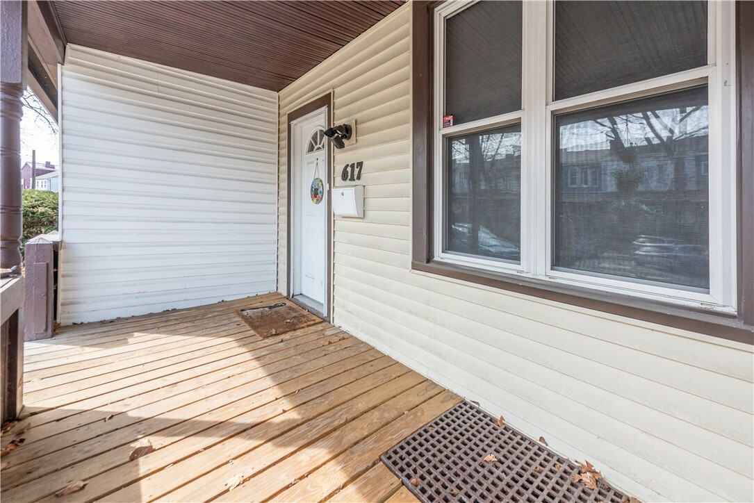 Property Photo: 617 E 19th Ave PA 15120