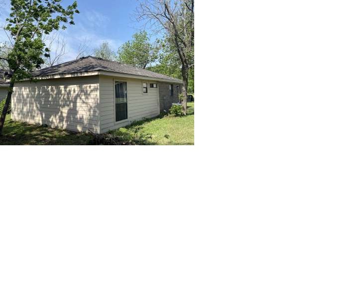 Property Photo: 5 S 19th Street TX 76504