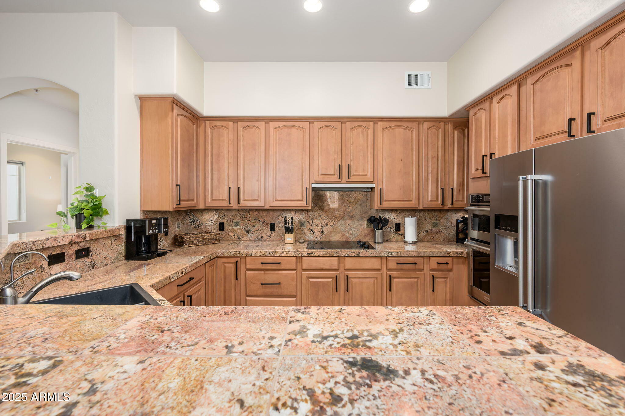 Property Photo: 11000 N 77th Place 2042 AZ 85260