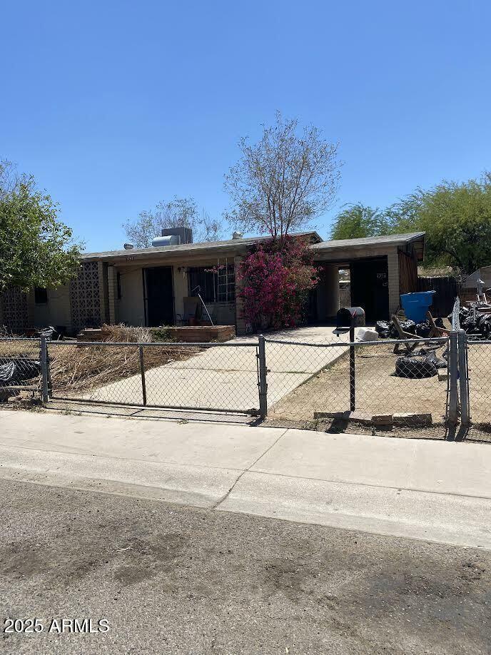 Property Photo: 1747 W Maldonado Road AZ 85041