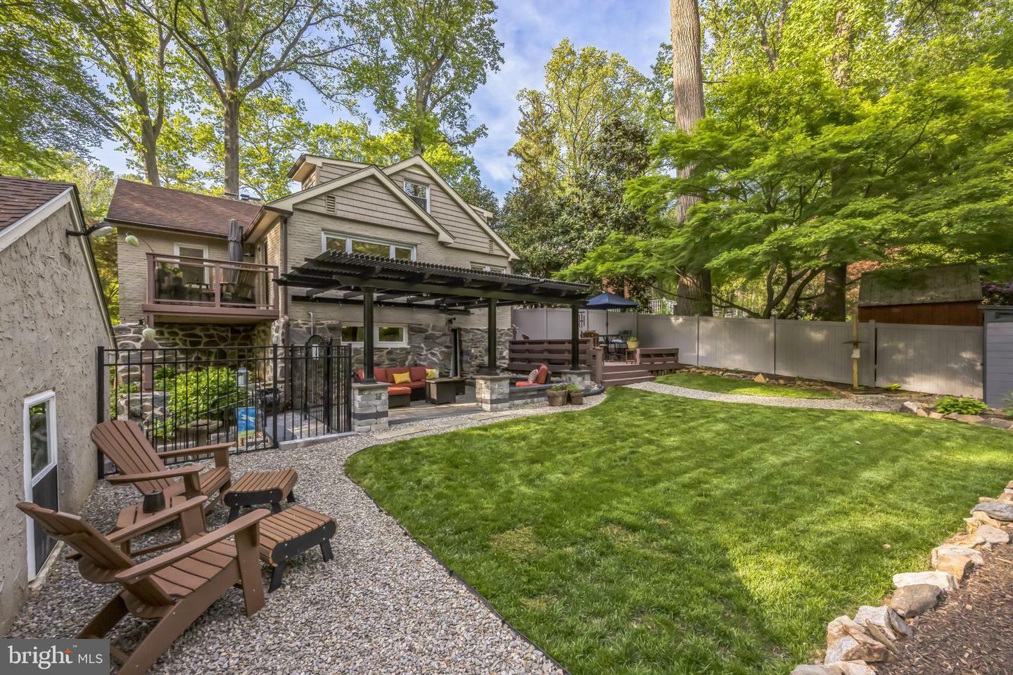 Property Photo: 700 Pine Ridge Road PA 19063