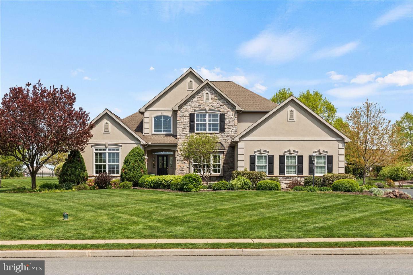 Property Photo: 108 Mustang Trail PA 17569