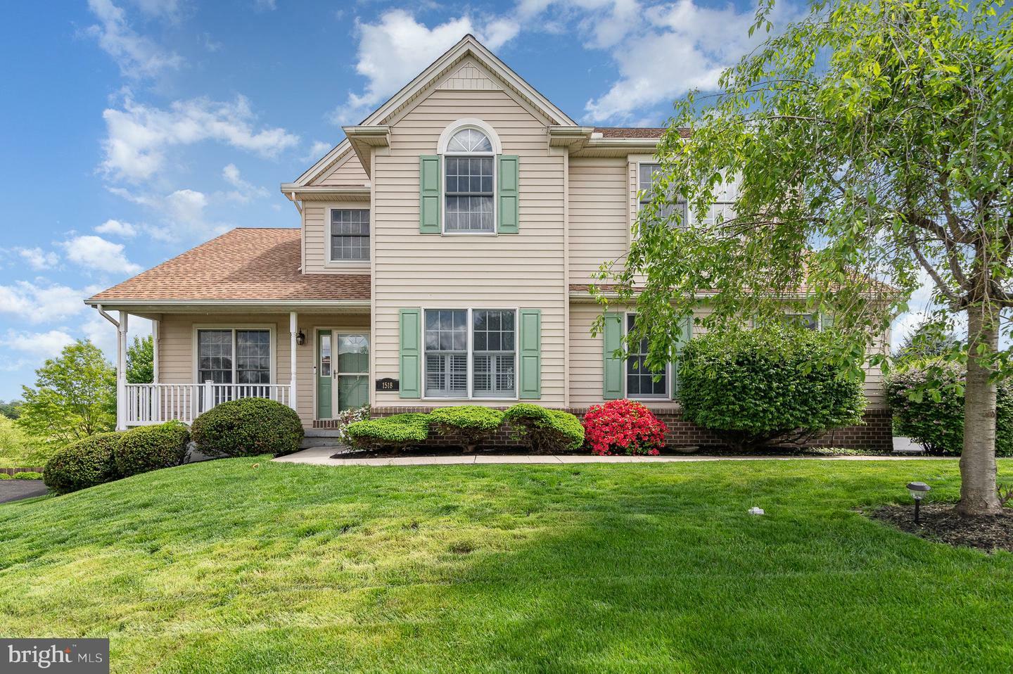 Property Photo: 1518 Inverness Drive PA 17050