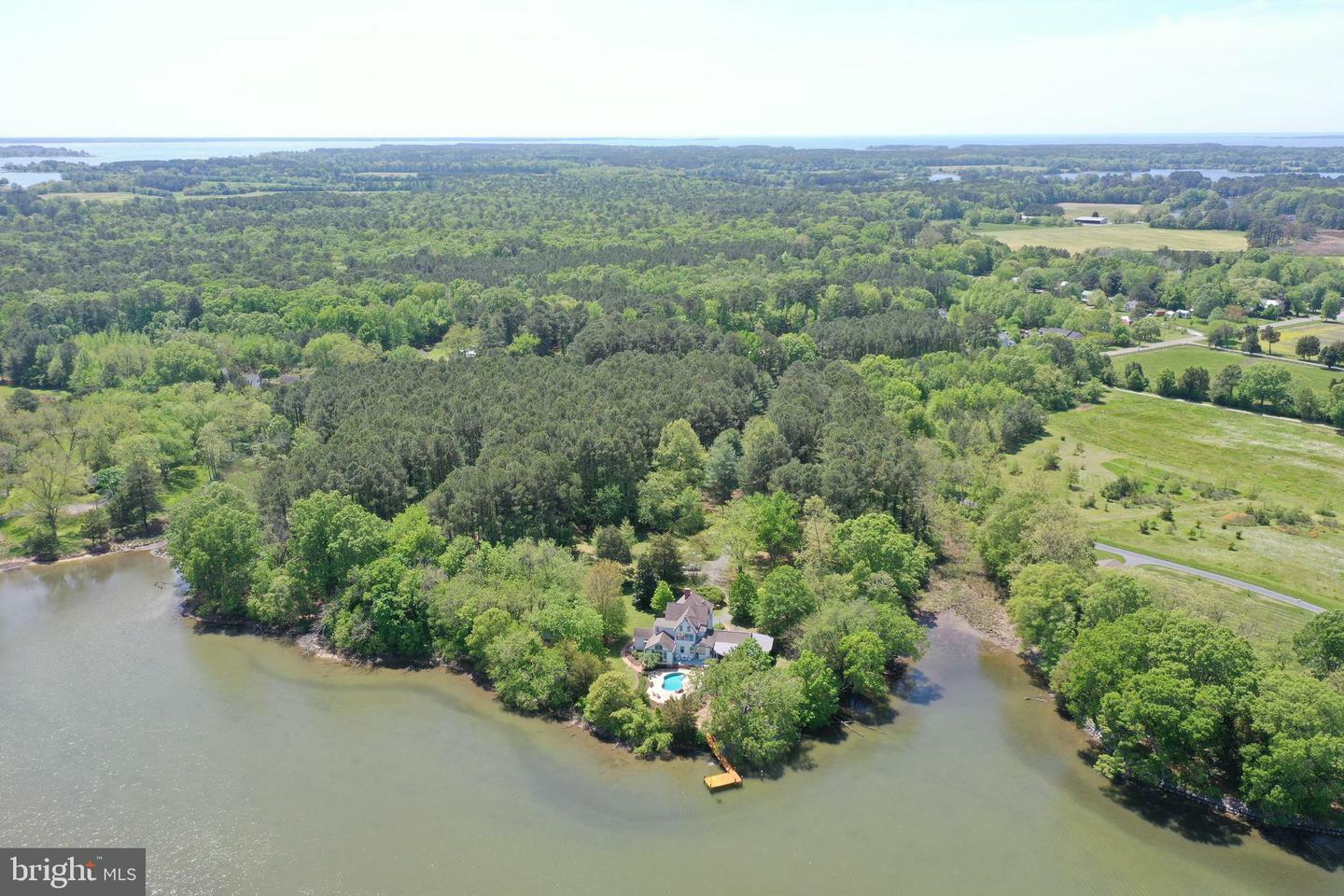 Property Photo: 26090 Royal Oak Road MD 21601