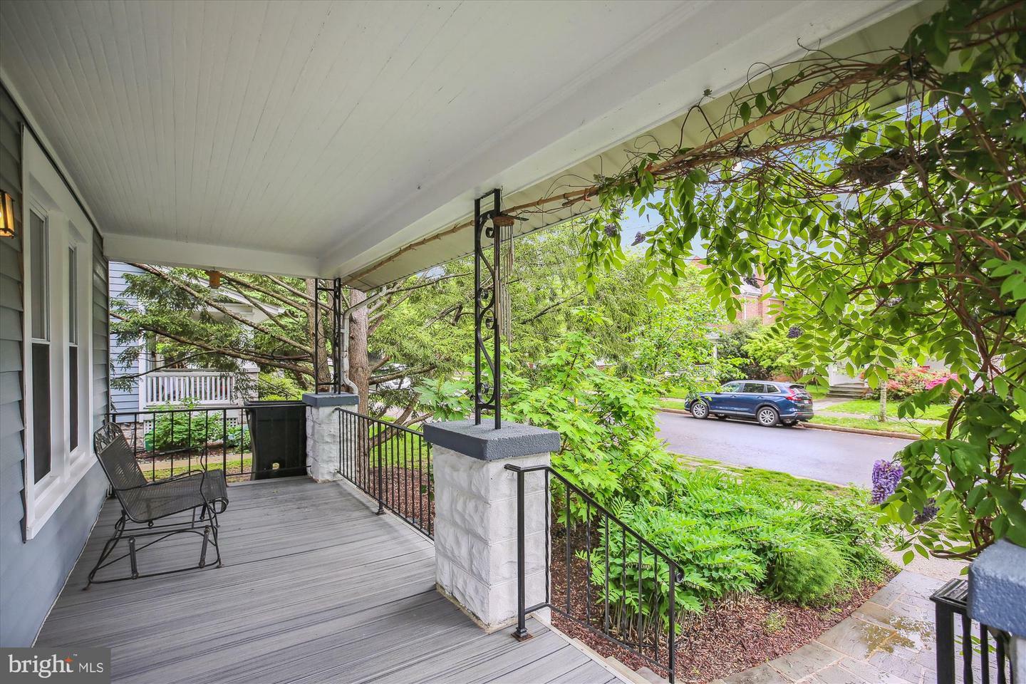 Property Photo: 4311 Ellicott Street NW DC 20016