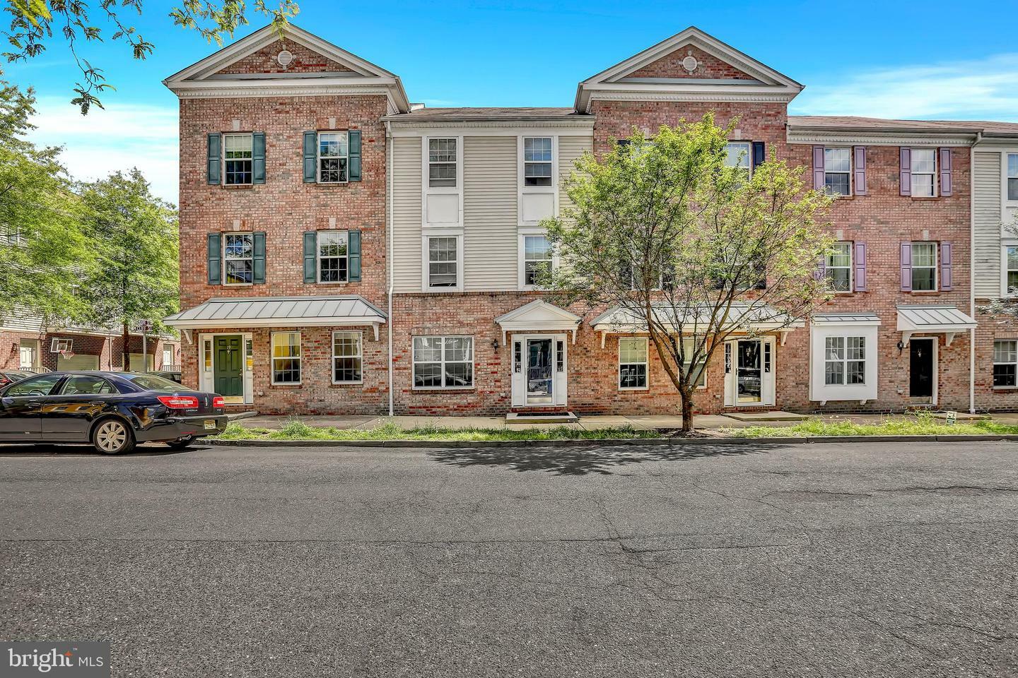 17 Cliff Street  Trenton NJ 08611 photo