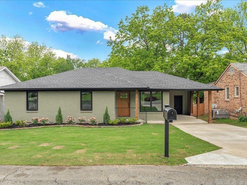 Property Photo: 414 Campus AR 72401