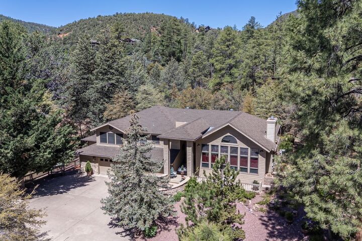 Property Photo: 4440 N Pine Creek Canyon Drive AZ 85544