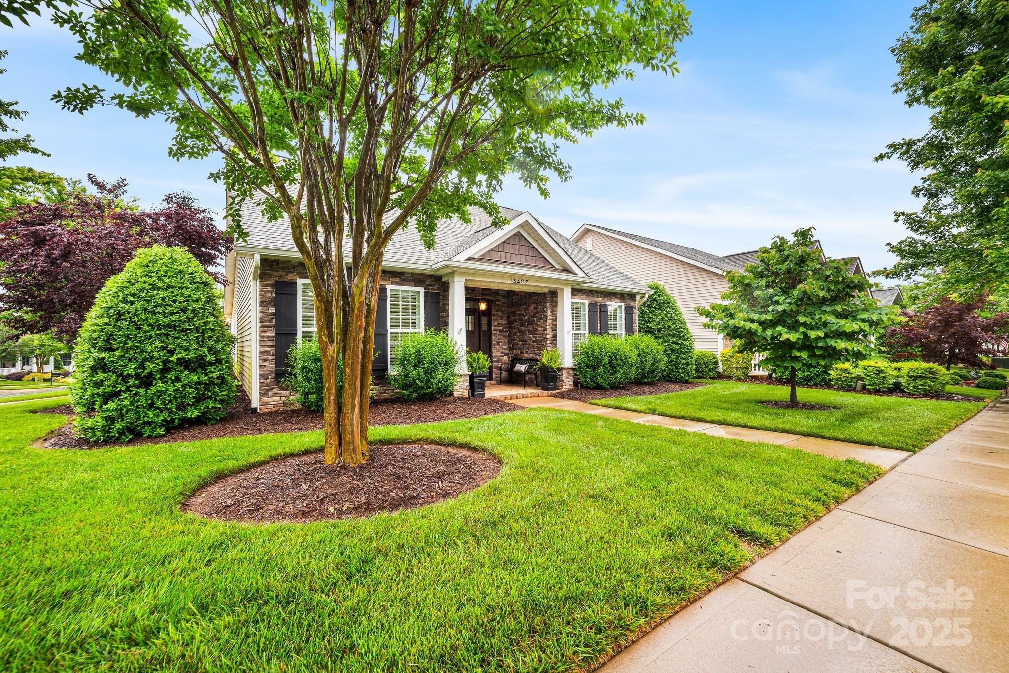 Property Photo: 13407 Hazelbrook Lane NC 28031