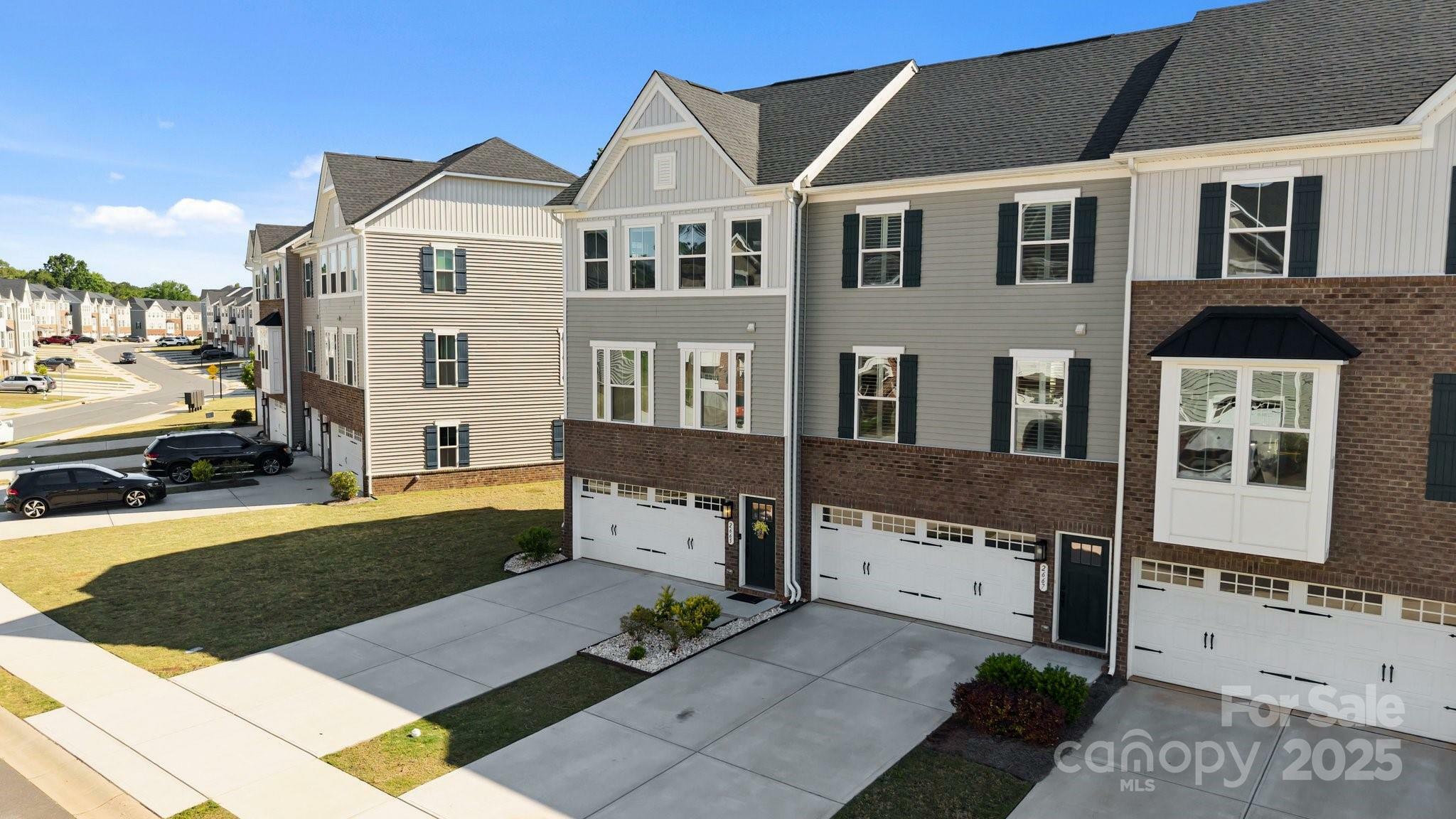 Property Photo: 2665 Grantham Place Drive SC 29715