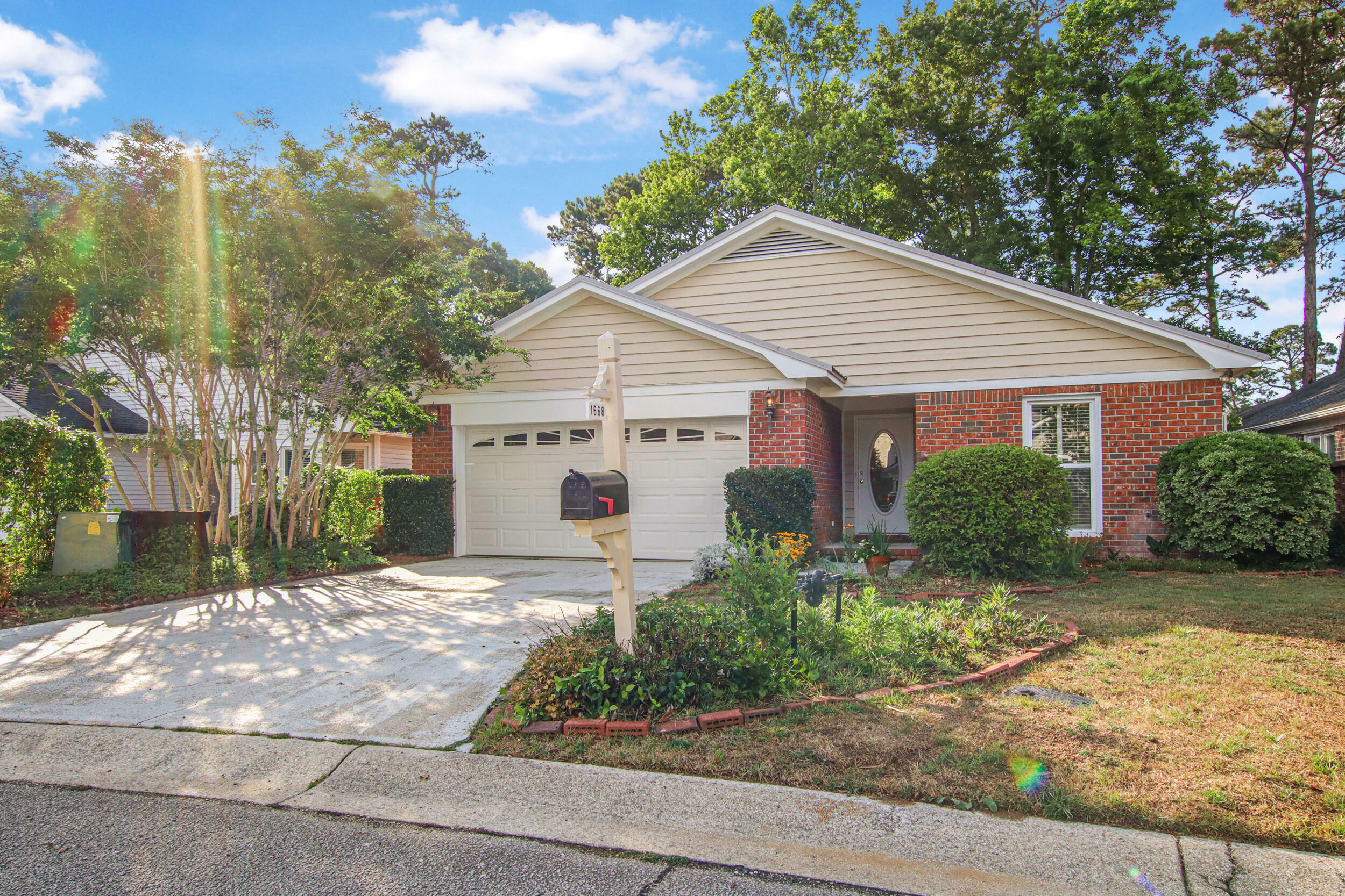1668 Fairway Place Lane  Mount Pleasant SC 29464 photo