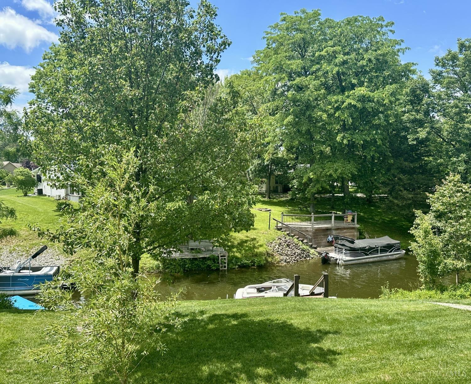 Property Photo: 8 Mohican Cove E OH 45171