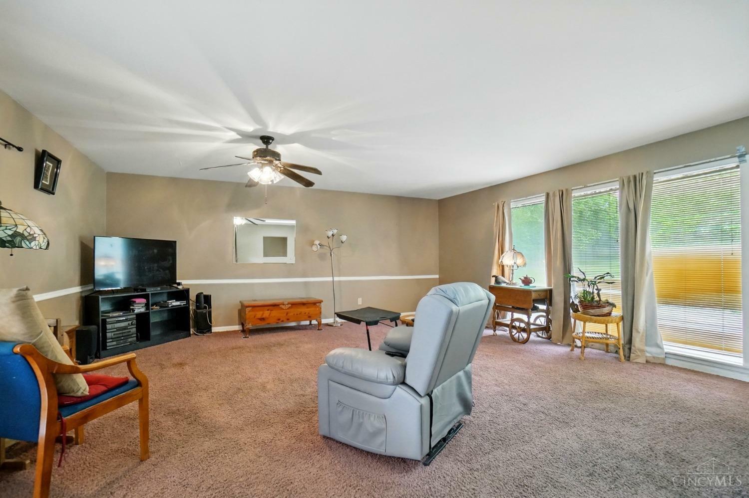 Property Photo: 3174 W Tower Lane OH 45238