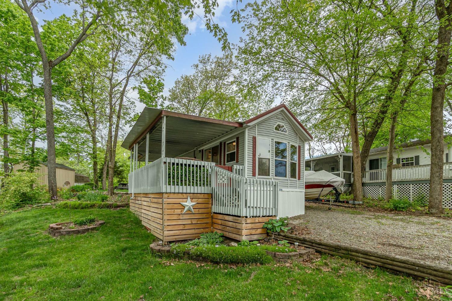 Property Photo: 314 W. St Rd Old 101 IN 47353