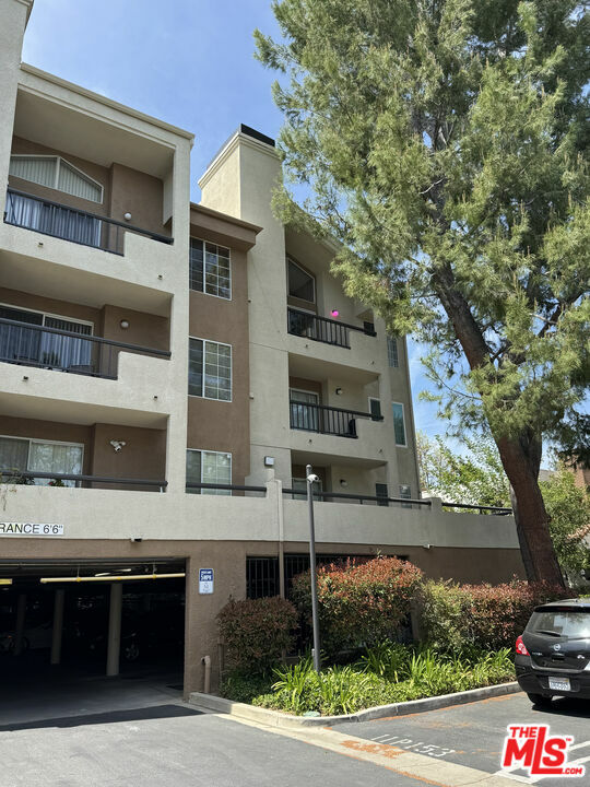 Property Photo: 5550 Owensmouth Ave CA 91367