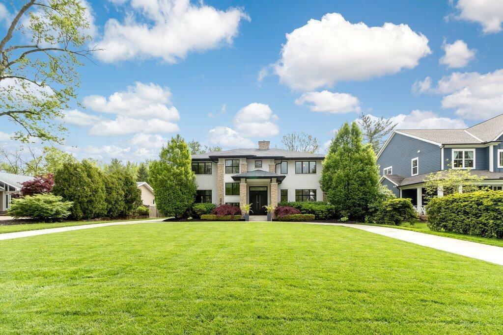 Property Photo: 3084 Asbury Drive OH 43221