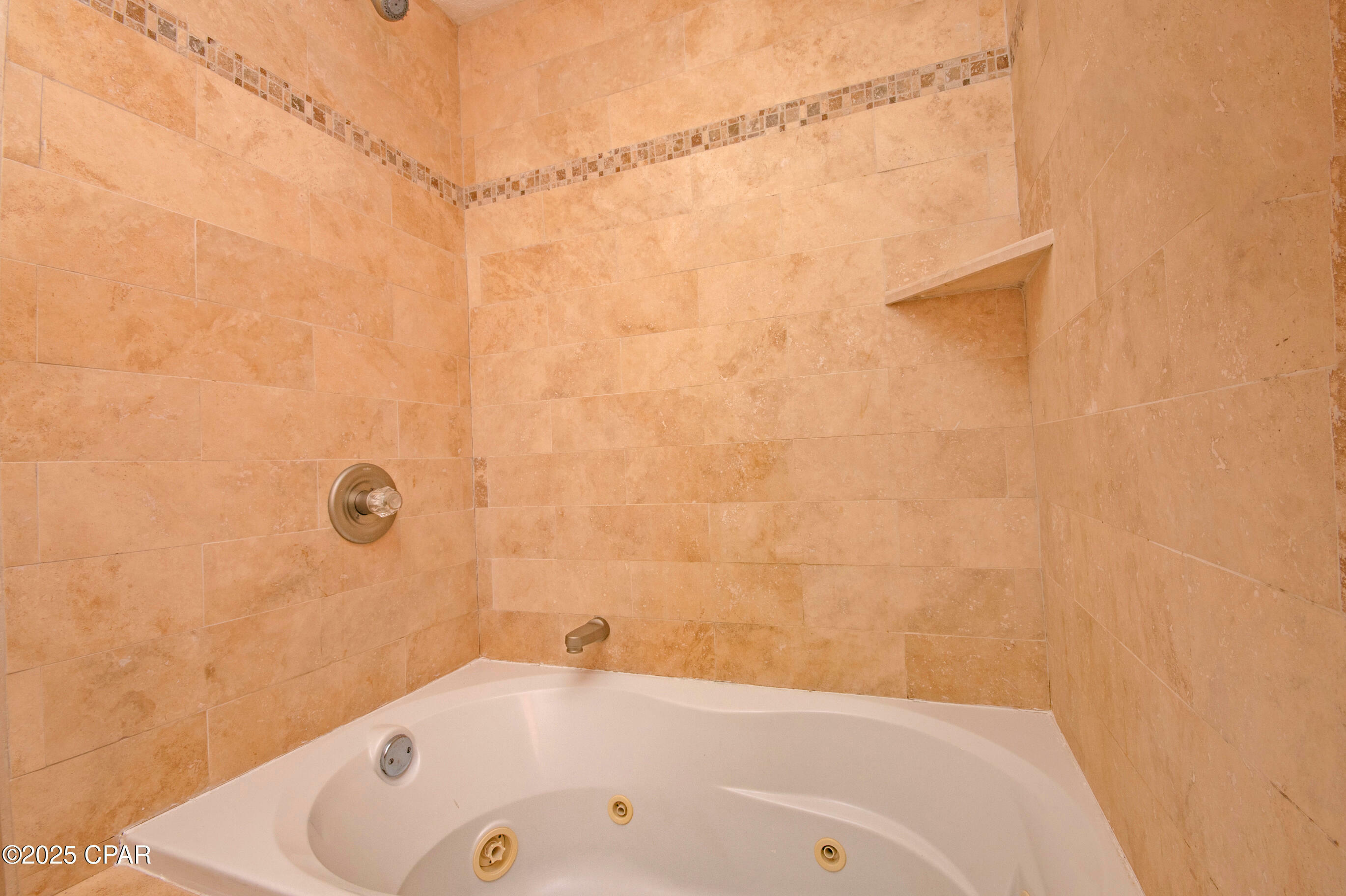 Property Photo: 160 White Cap Way FL 32407