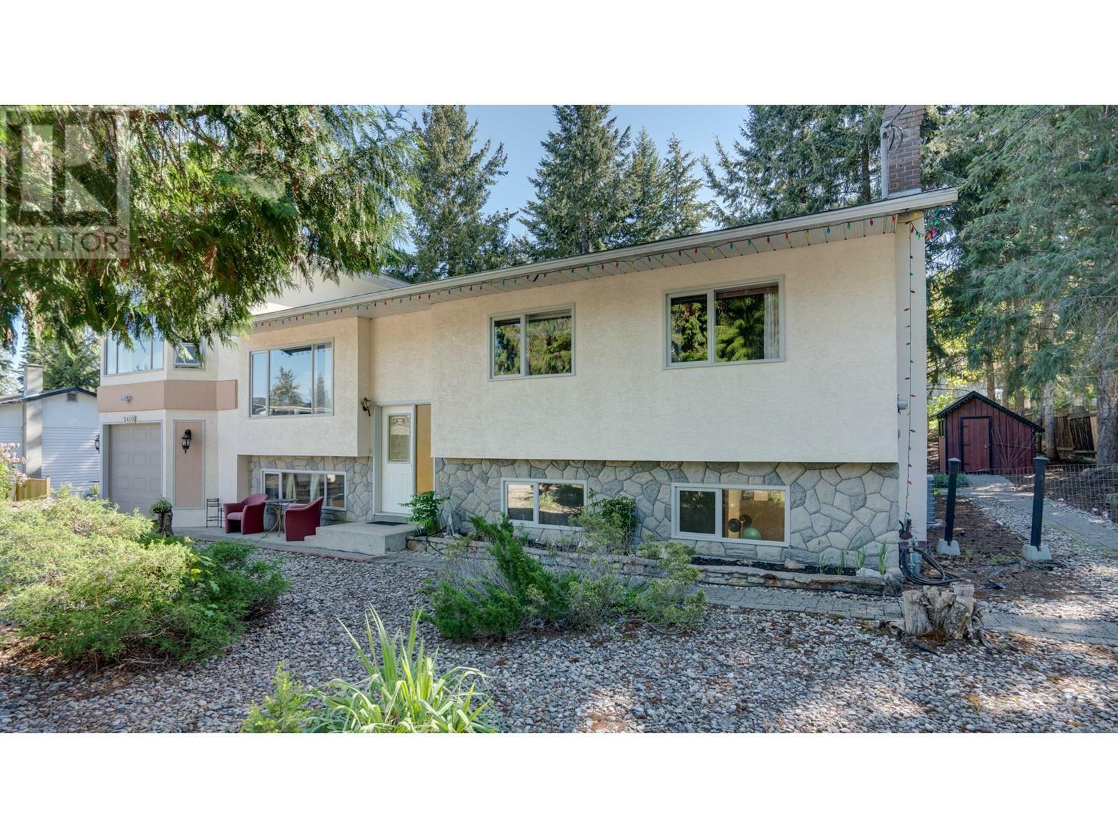 Property Photo:  3419 Larch Drive  BC V0E 1B8 