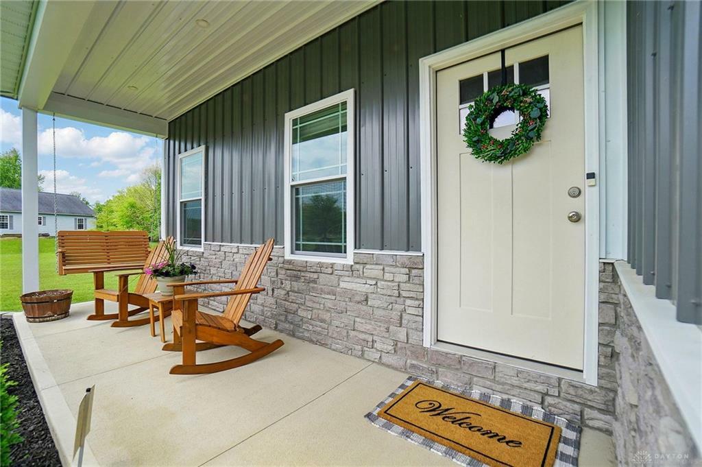 Property Photo: 8 Mohican Cove OH 45171
