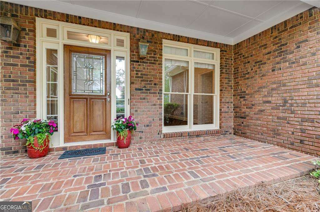 Property Photo: 9395 Clublands Drive GA 30022