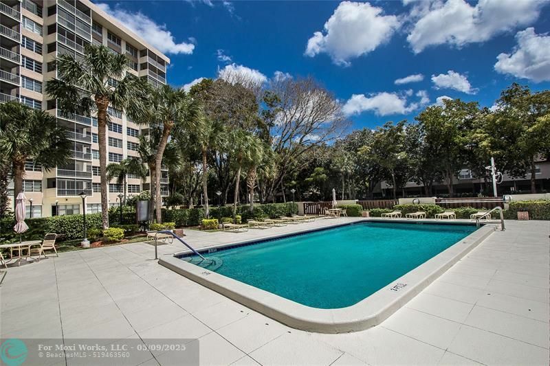 Property Photo: 10777 W Sample Rd 611 FL 33065