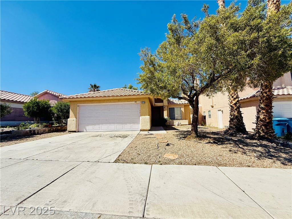 Property Photo: 9016 Dolente Avenue NV 89129
