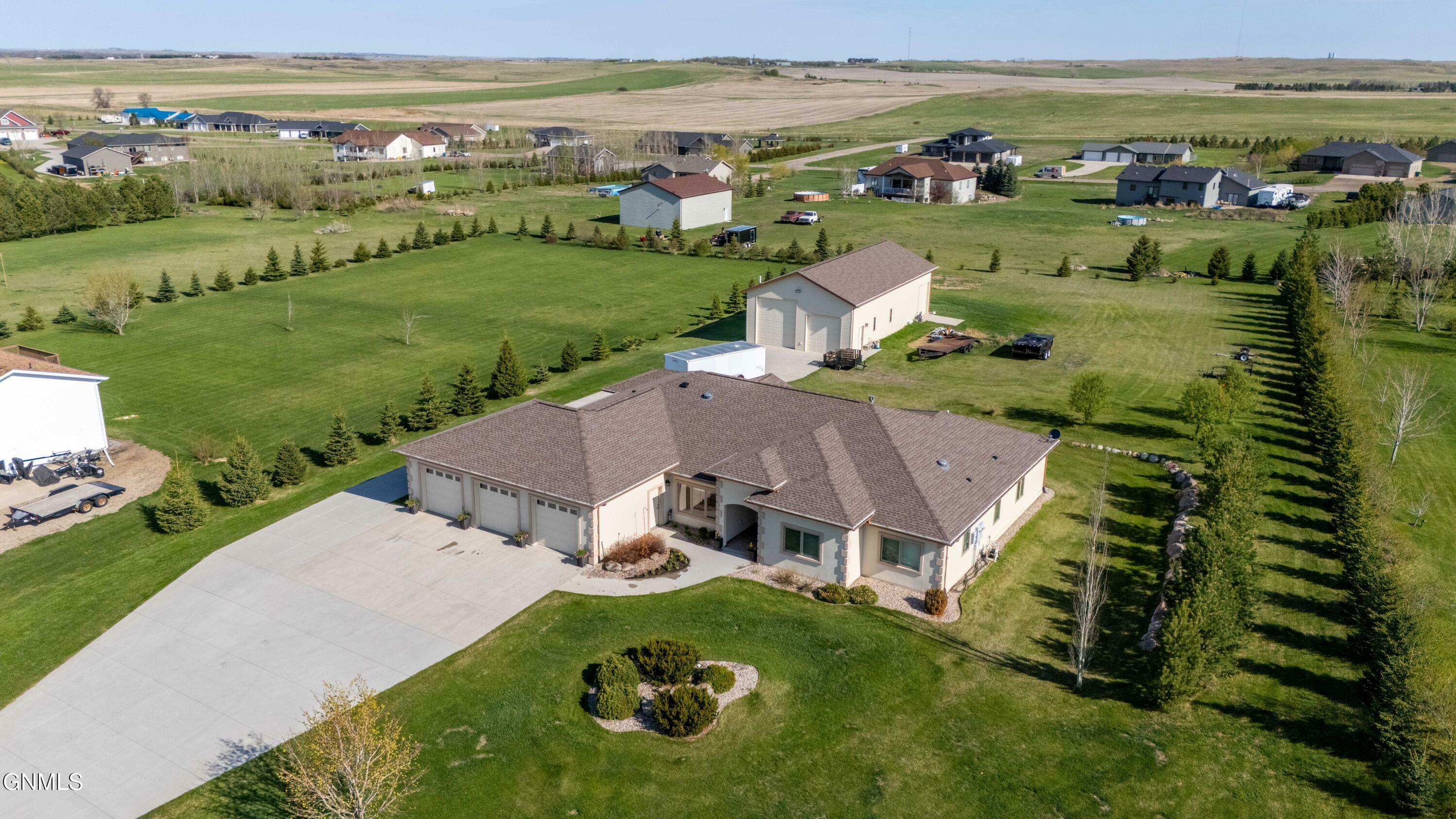 6200 Dakota Country Drive  Bismarck ND 58503 photo