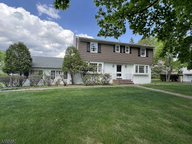 7 Fairhaven Dr  Parsippany-Troy Hills Twp. NJ 07950 photo