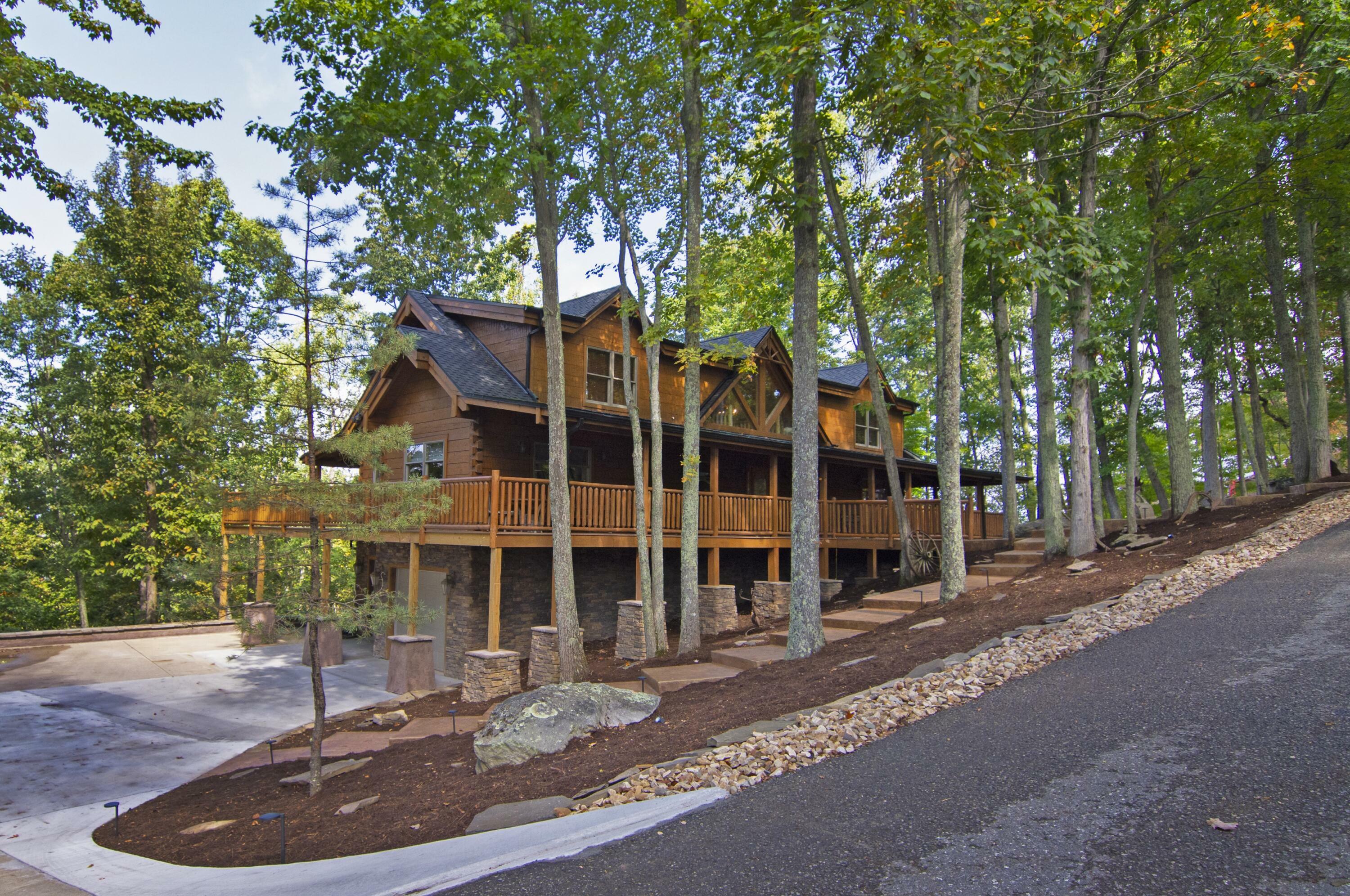 Property Photo: 352 Wildwood Ridge WV 24925
