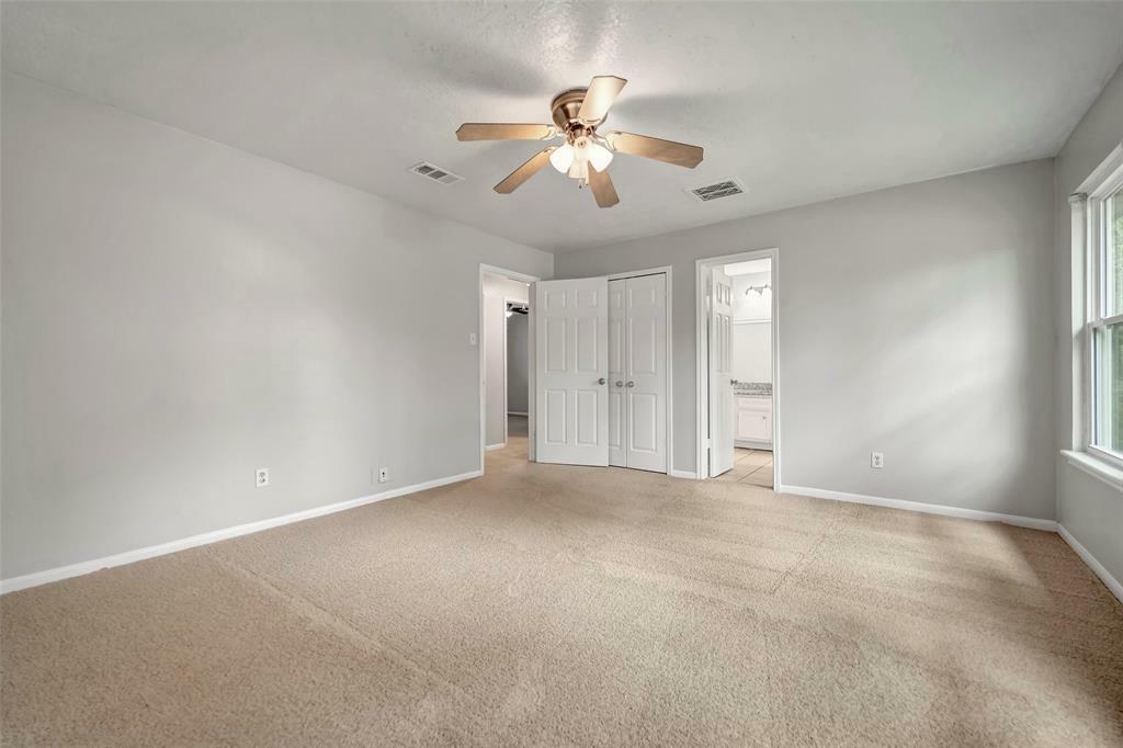 Property Photo: 10311 Woodhollow Drive TX 77385