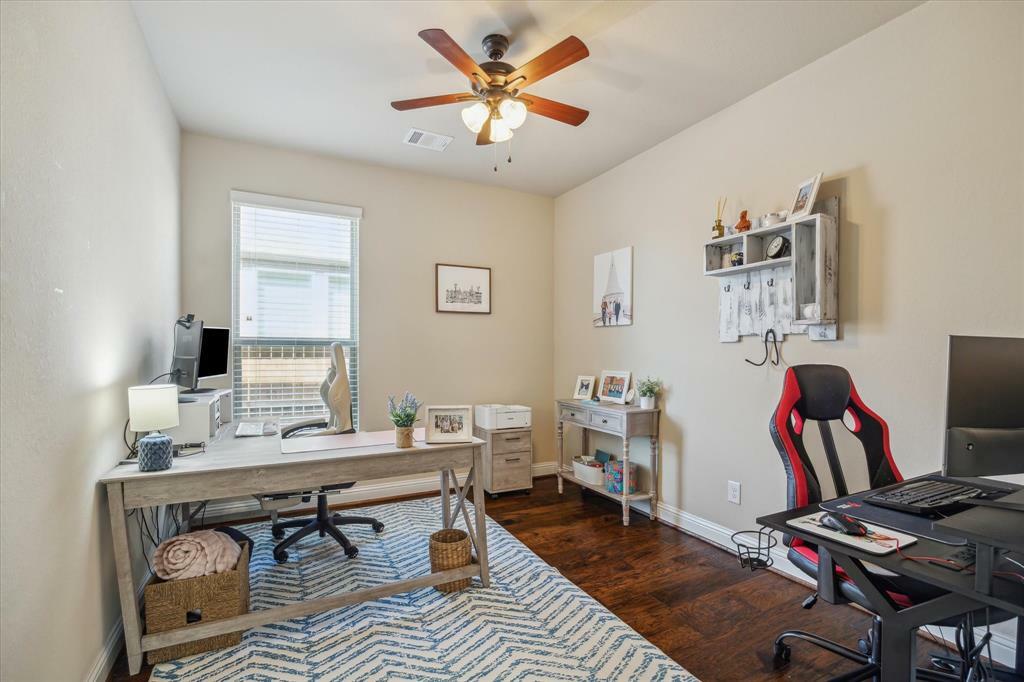 Property Photo: 8911 Gardenia Meadow Lane TX 77379