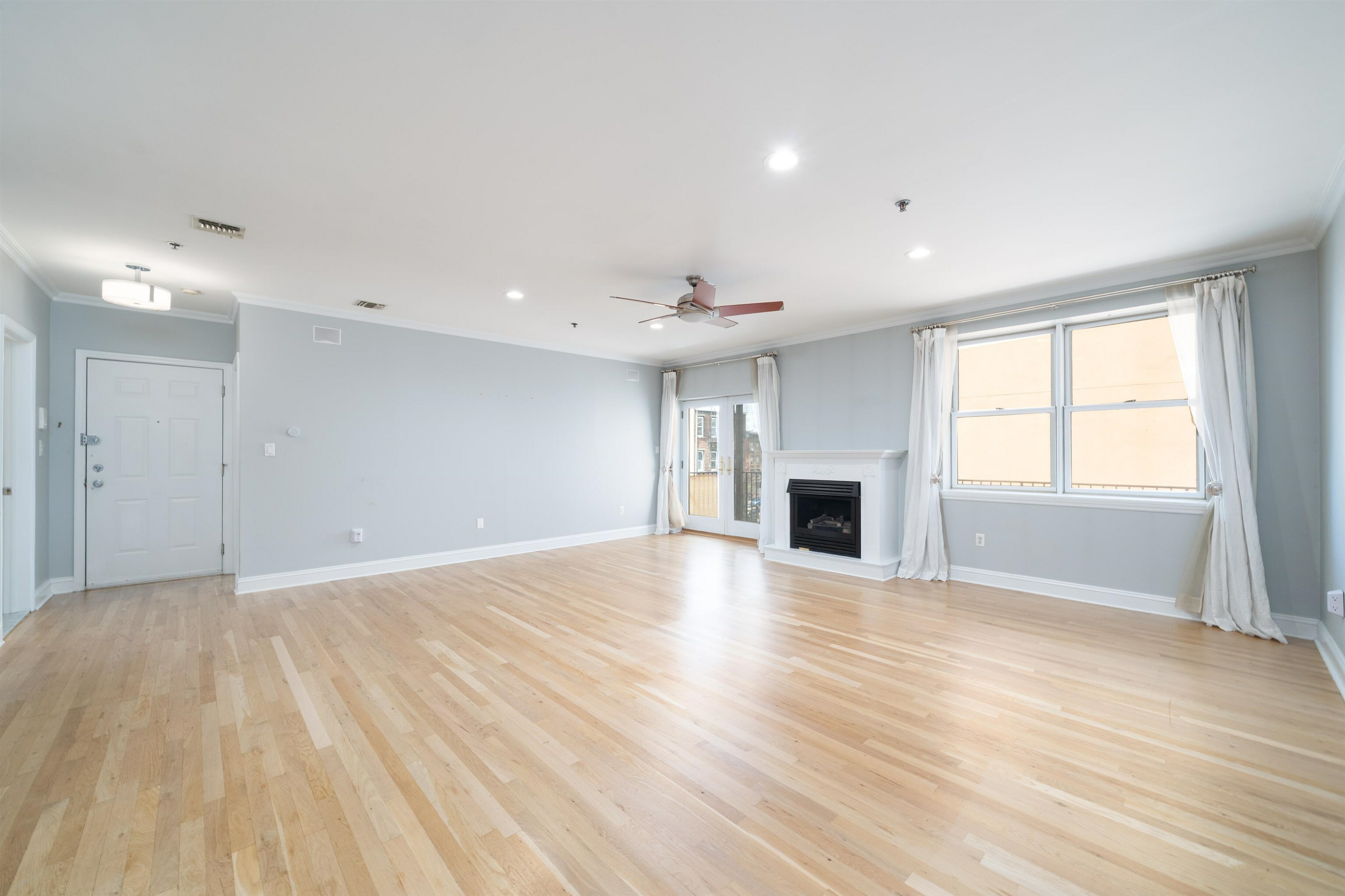 Property Photo: 452 2nd St 6 NJ 07030