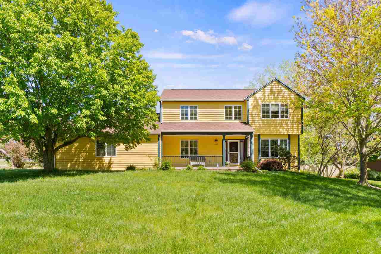 Property Photo: 1310 Teg Dr IA 52246
