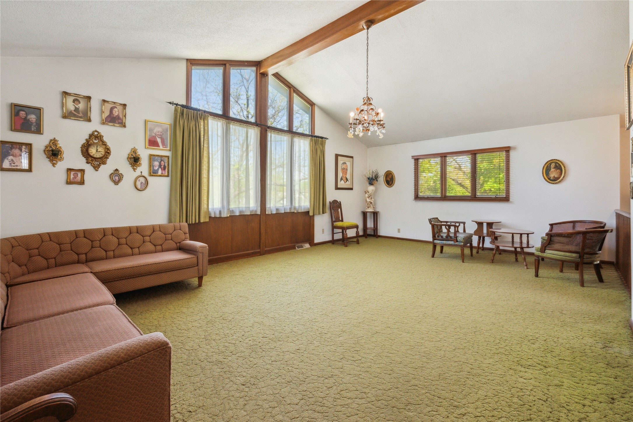 Property Photo: 620 Highview Street IA 50201