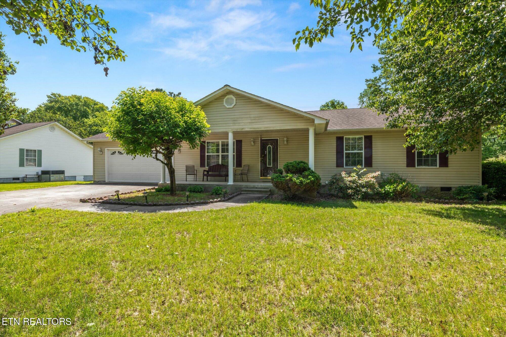 Property Photo: 183 County Road 537 TN 37331