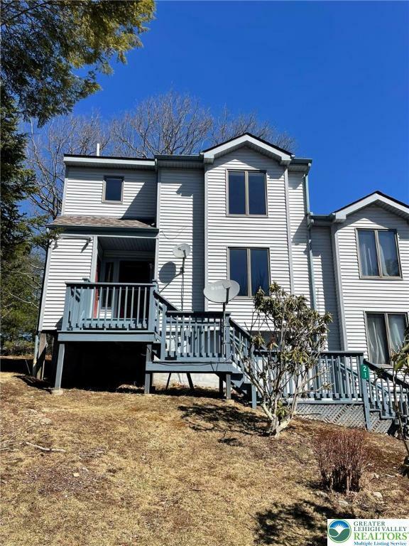 Property Photo: 21 Lipuma Drive PA 18624