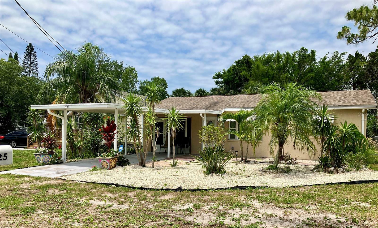 Property Photo: 7425 W Maryland Avenue W FL 34667