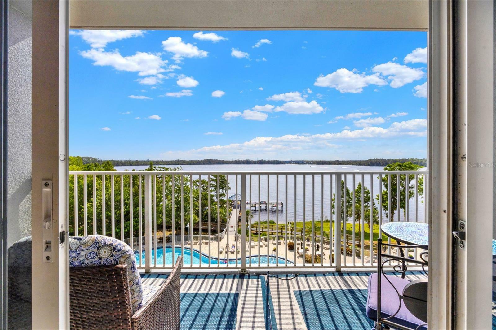 Property Photo: 13415 Blue Heron Beach Drive 409 FL 32821