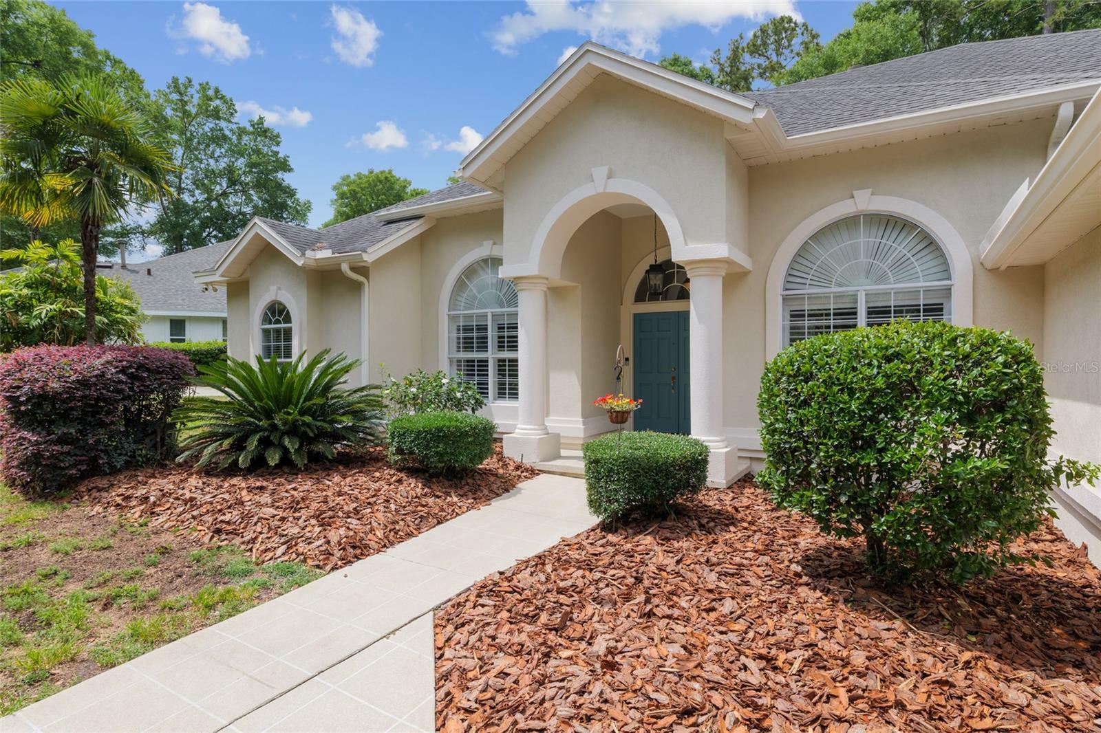 Property Photo: 3802 SW 93rd Terrace FL 32608